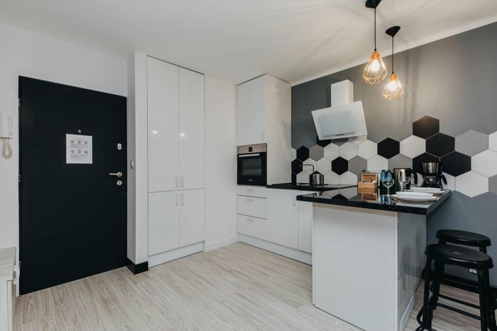 4Eco Apart Charm Grzybowska City Center Варшава Экстерьер фото